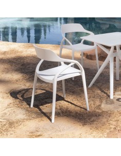 Silla blanca apilable de jardín Sidón 2