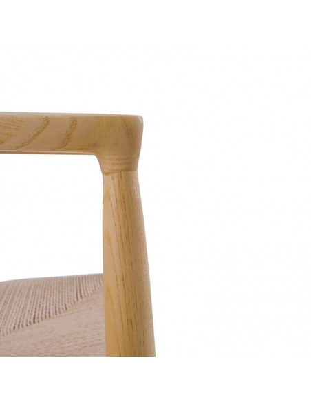 Silla con brazos de madera Clementine