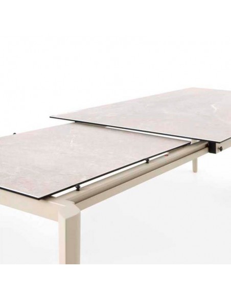 Mesa extensible de metal y cerámica Arlo taupé