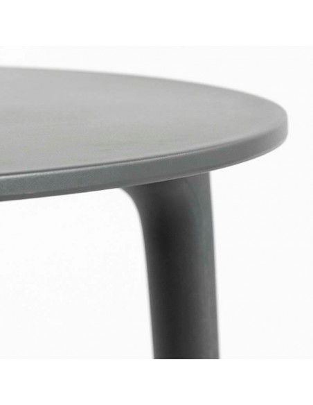 Mesa de jardín pequeña Lusi